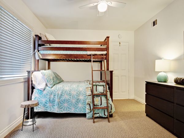 Newport Beach Home 983600