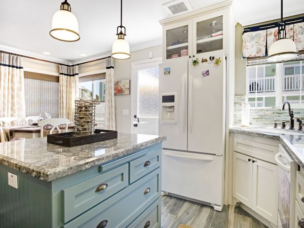 Newport Beach Home 983601