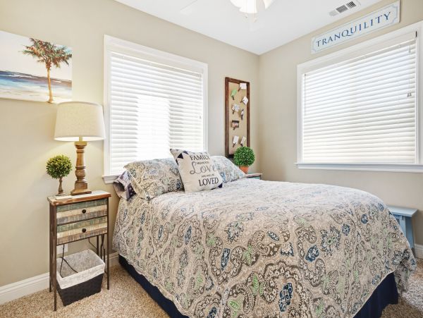 Newport Beach Home 983601