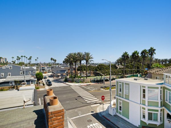 Newport Beach Home 983601