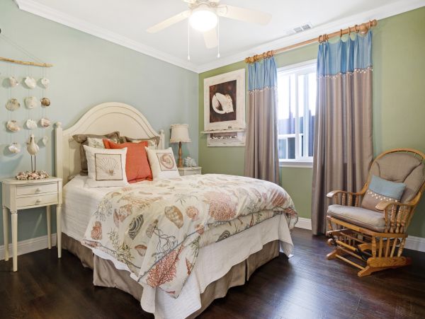 Newport Beach Home 983601