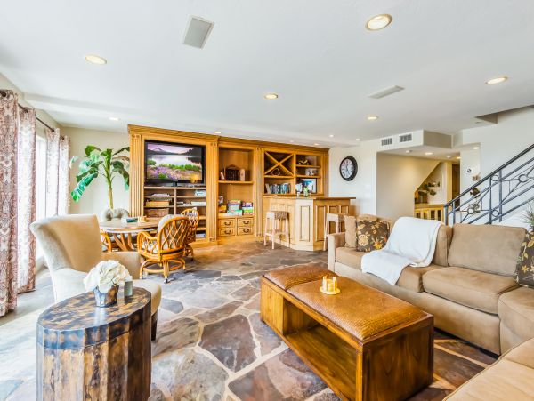 Newport Beach Home 983602