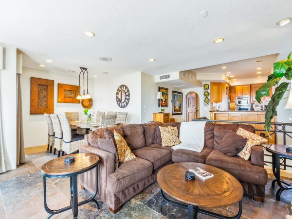 Newport Beach Home 983602
