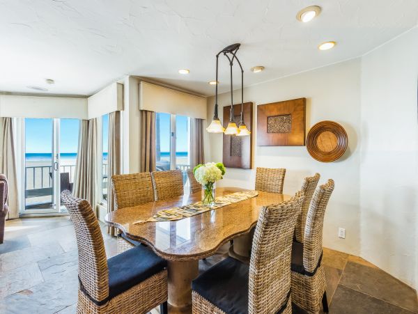Newport Beach Home 983602
