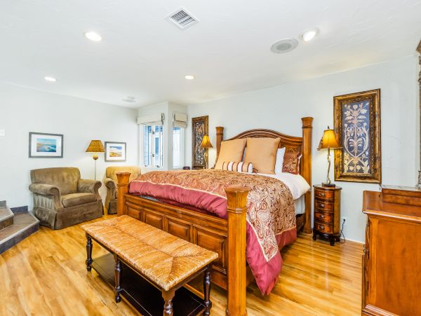 Newport Beach Home 983602