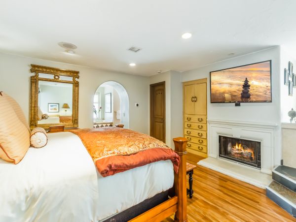 Newport Beach Home 983602