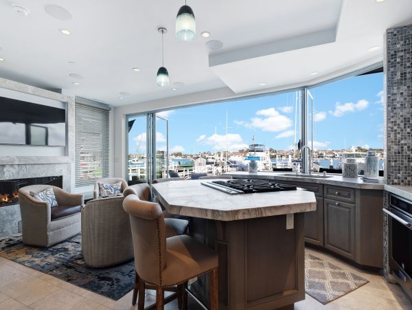 Newport Beach Home 983603
