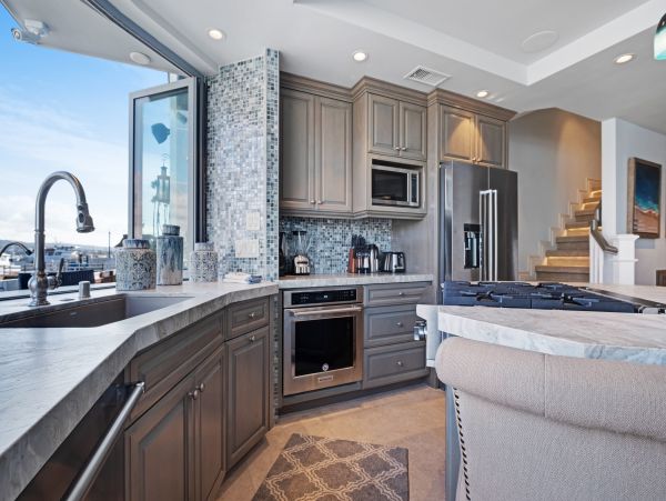 Newport Beach Home 983603