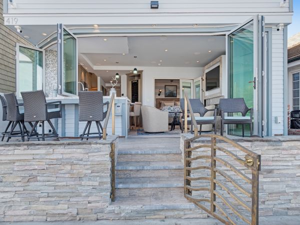 Newport Beach Home 983603