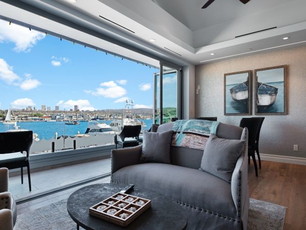 Newport Beach Home 983603