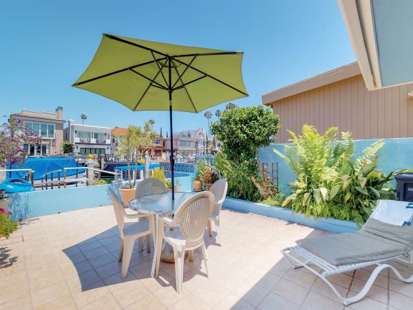 Newport Beach Home 983604