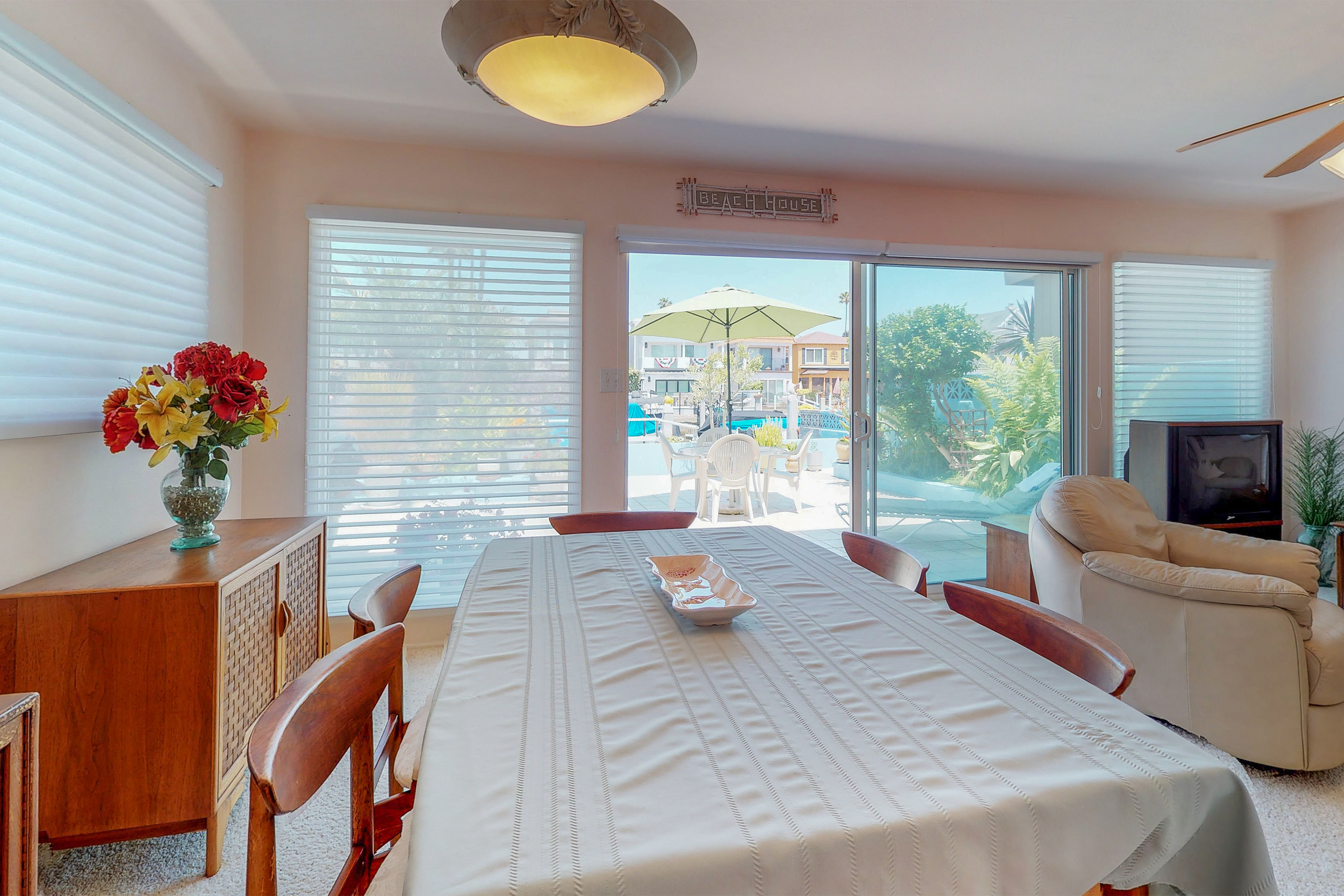 Newport Beach Home 983604