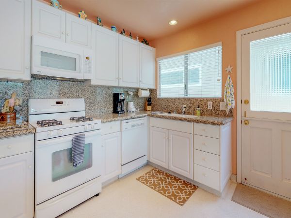 Newport Beach Home 983604