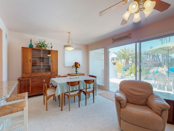 Newport Beach Home 983604