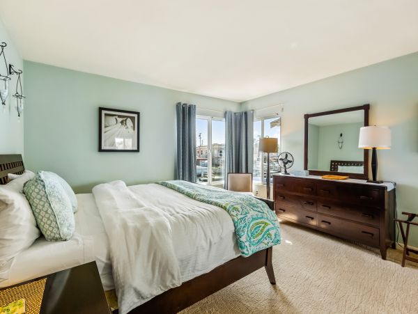 Newport Beach Home 983605