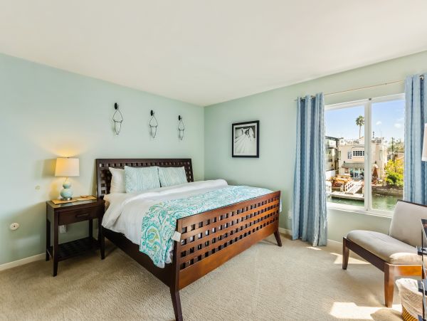 Newport Beach Home 983605