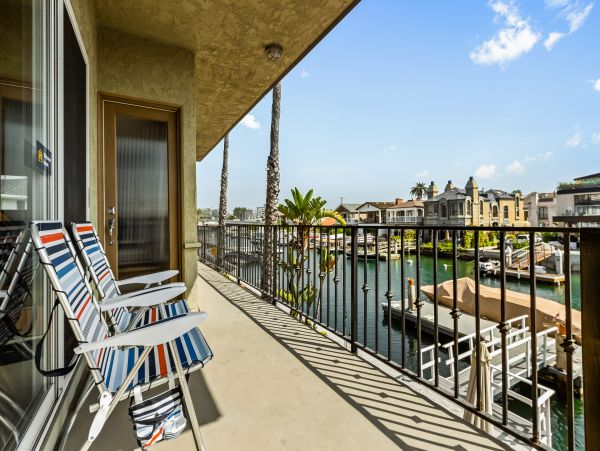 Newport Beach Home 983605