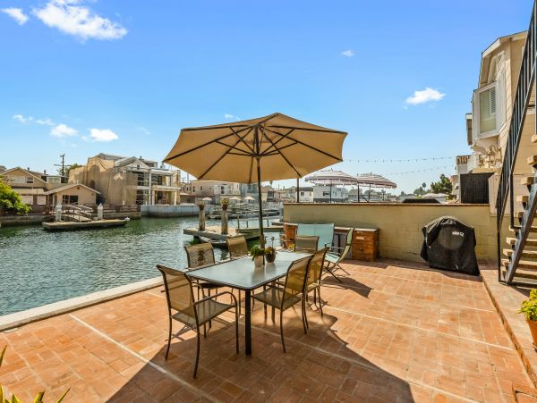 Newport Beach Home 983605