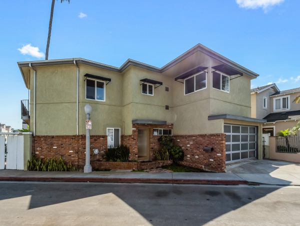 Newport Beach Home 983605