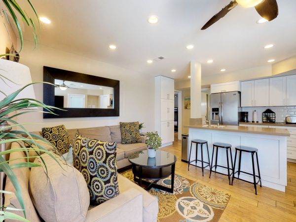 Newport Beach Home 983606