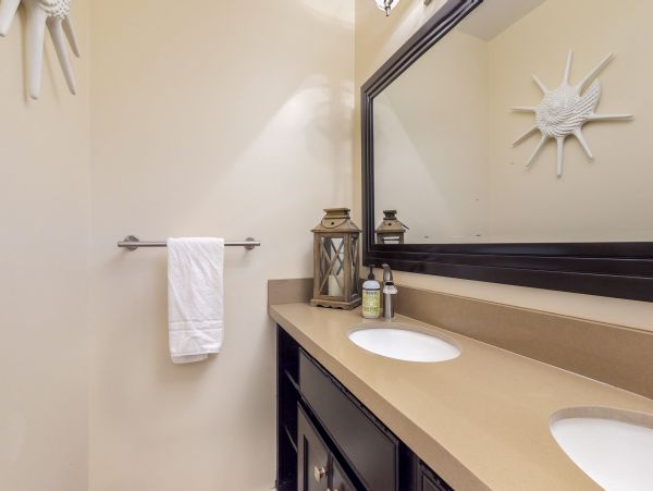 Newport Beach Home 983606