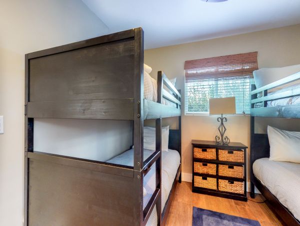 Newport Beach Home 983606