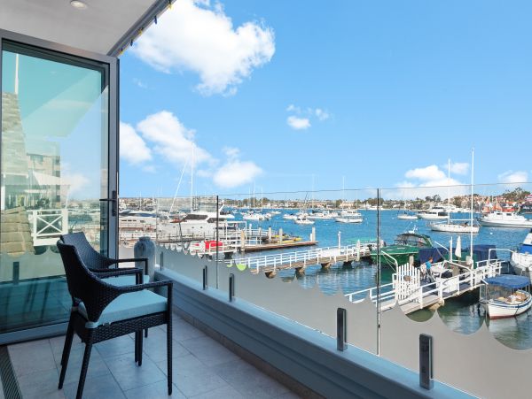 Newport Beach Home 983608