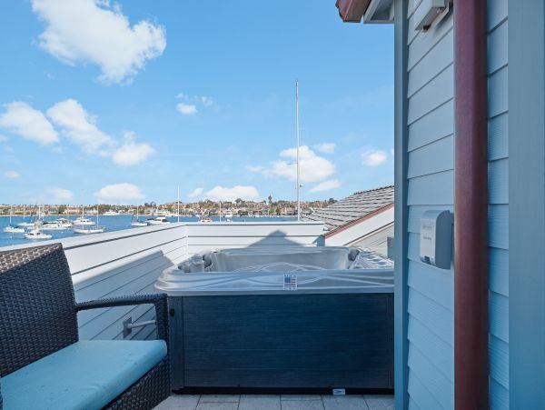 Newport Beach Home 983608