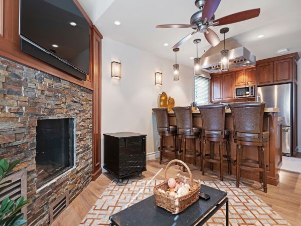 Newport Beach Home 983608