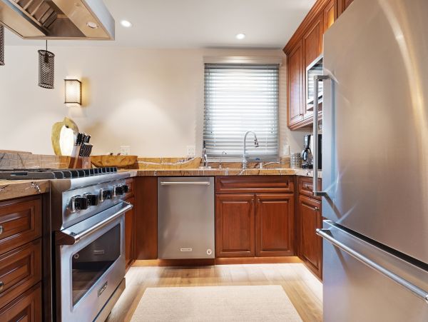 Newport Beach Home 983608