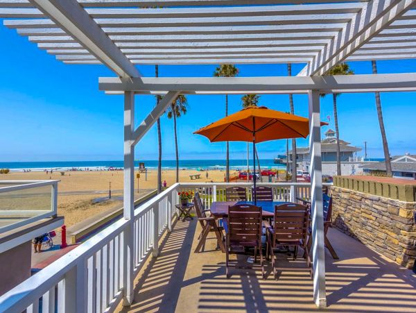 Newport Beach Home 983609
