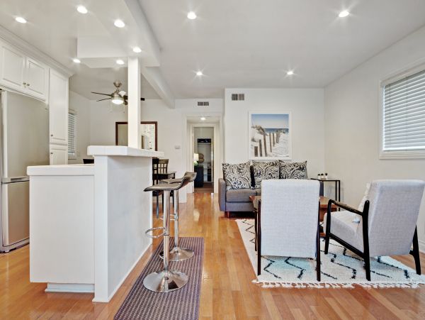 Newport Beach Home 983610