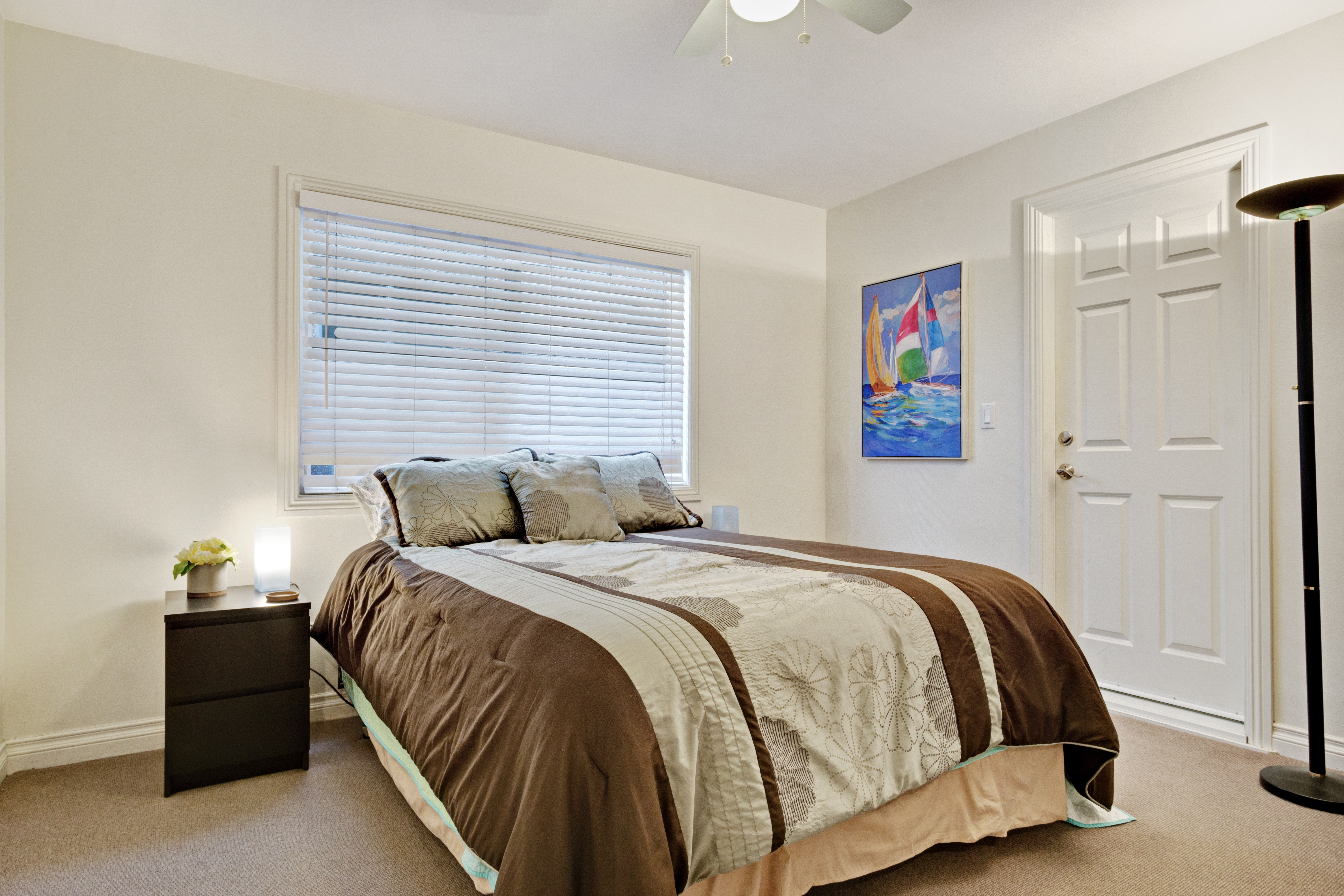 Newport Beach Home 983610