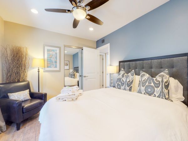 Newport Beach Home 983612