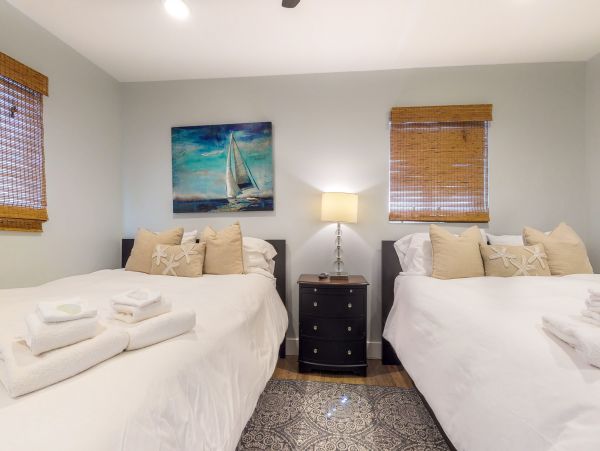 Newport Beach Home 983612