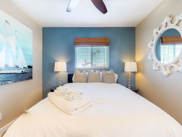 Newport Beach Home 983612