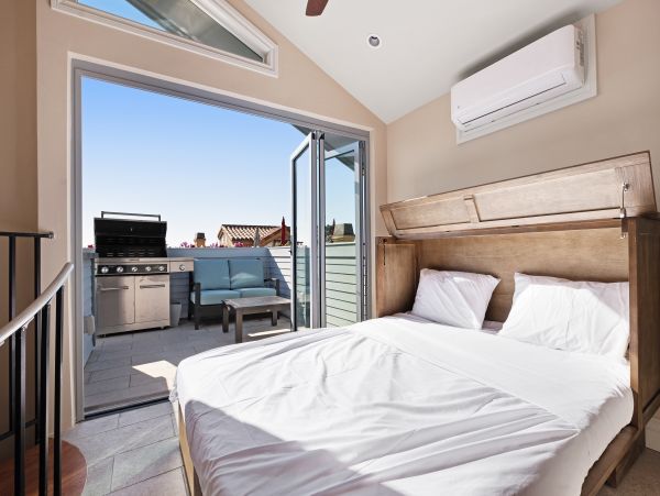 Newport Beach Home 983613