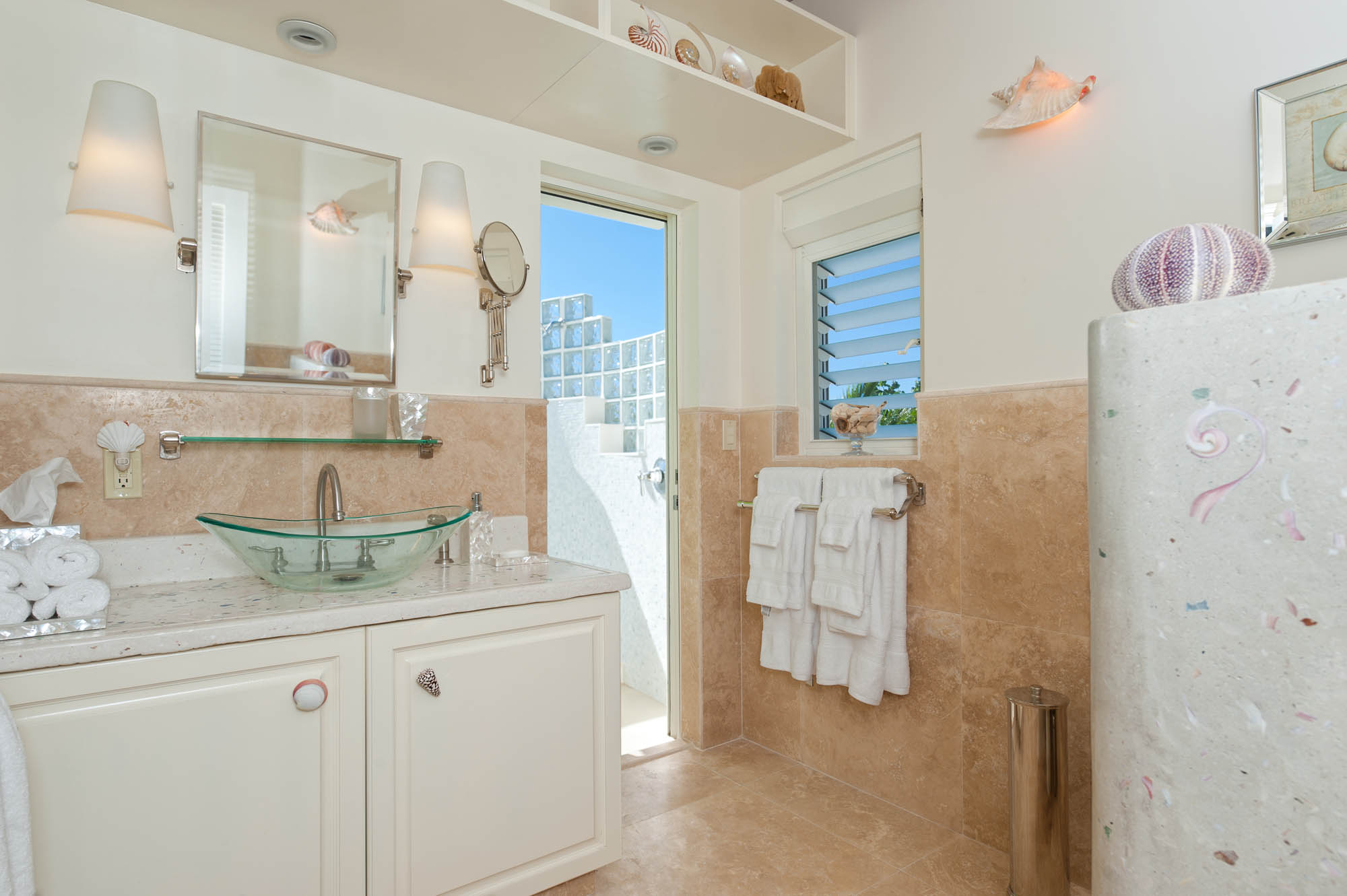 Turks And Caicos Home 983620