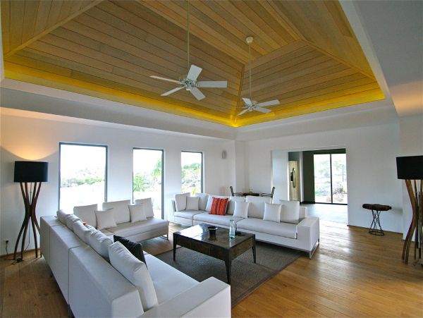 St. Barts Home 983671