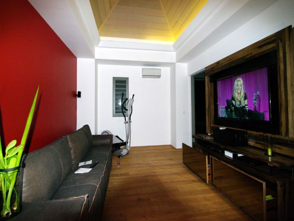 St. Barts Home 983671