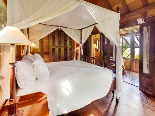 St. Barts Home 983677