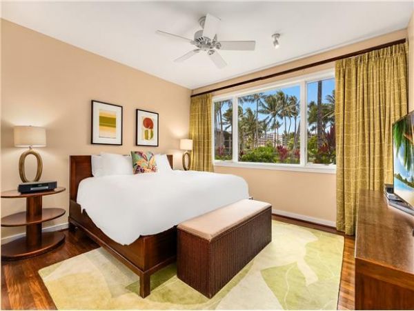 On Beach Oahu Vacation Condo Three Bedroom