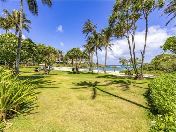 On Beach Oahu Vacation Condo Three Bedroom