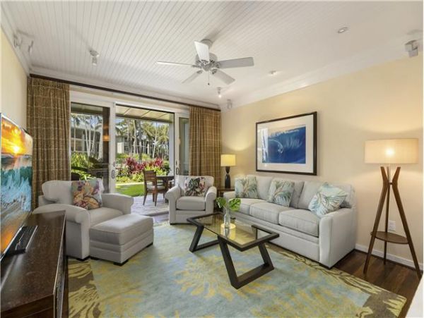 On Beach Oahu Vacation Condo Three Bedroom