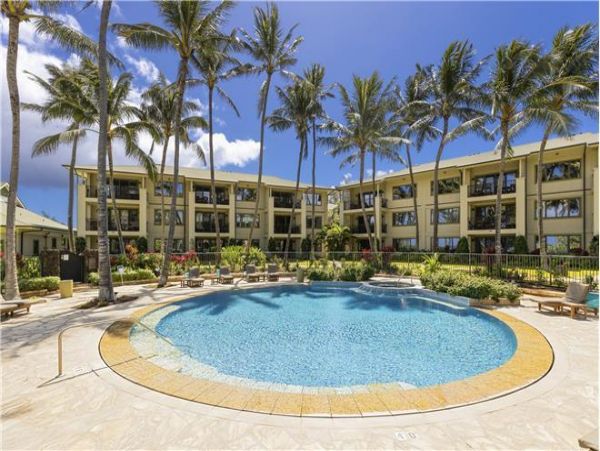 On Beach Oahu Vacation Condo Three Bedroom