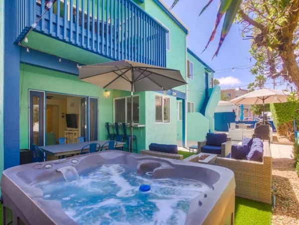 Two Units in San Diego with 5 Bedrooms Sleeps 14 Guests