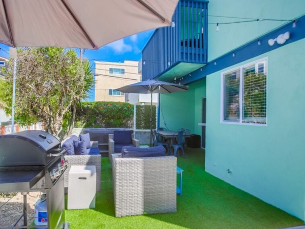 Two Units in San Diego with 5 Bedrooms Sleeps 14 Guests