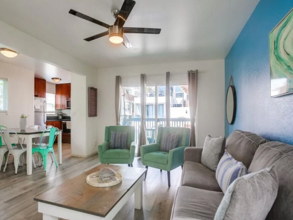 Two Units in San Diego with 5 Bedrooms Sleeps 14 Guests