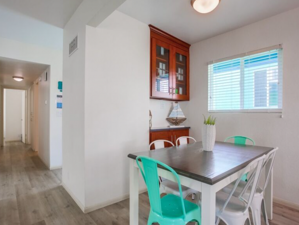 Two Units in San Diego with 5 Bedrooms Sleeps 14 Guests