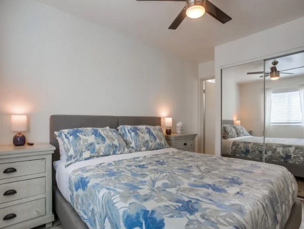 Two Units in San Diego with 5 Bedrooms Sleeps 14 Guests